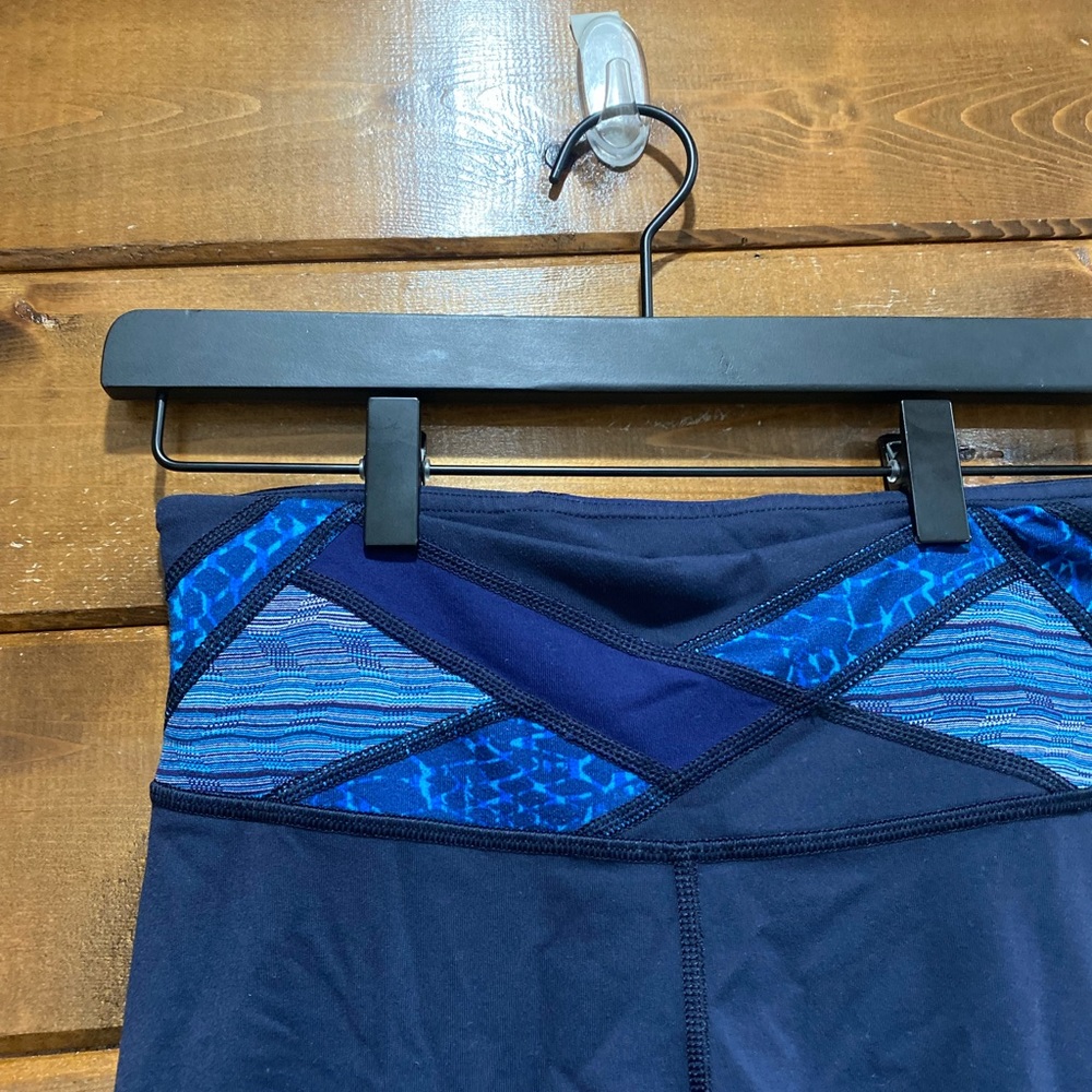 Lululemon Navy Blue Color Block Wunder Under Legg… - image 2
